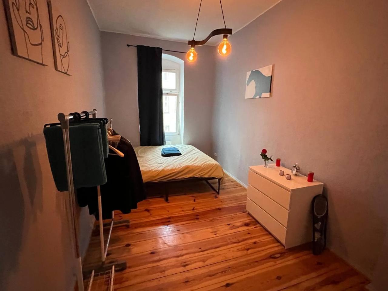 Stylish 2-Room Apartment With Balcony Next To East Side Gallery Berlino Esterno foto