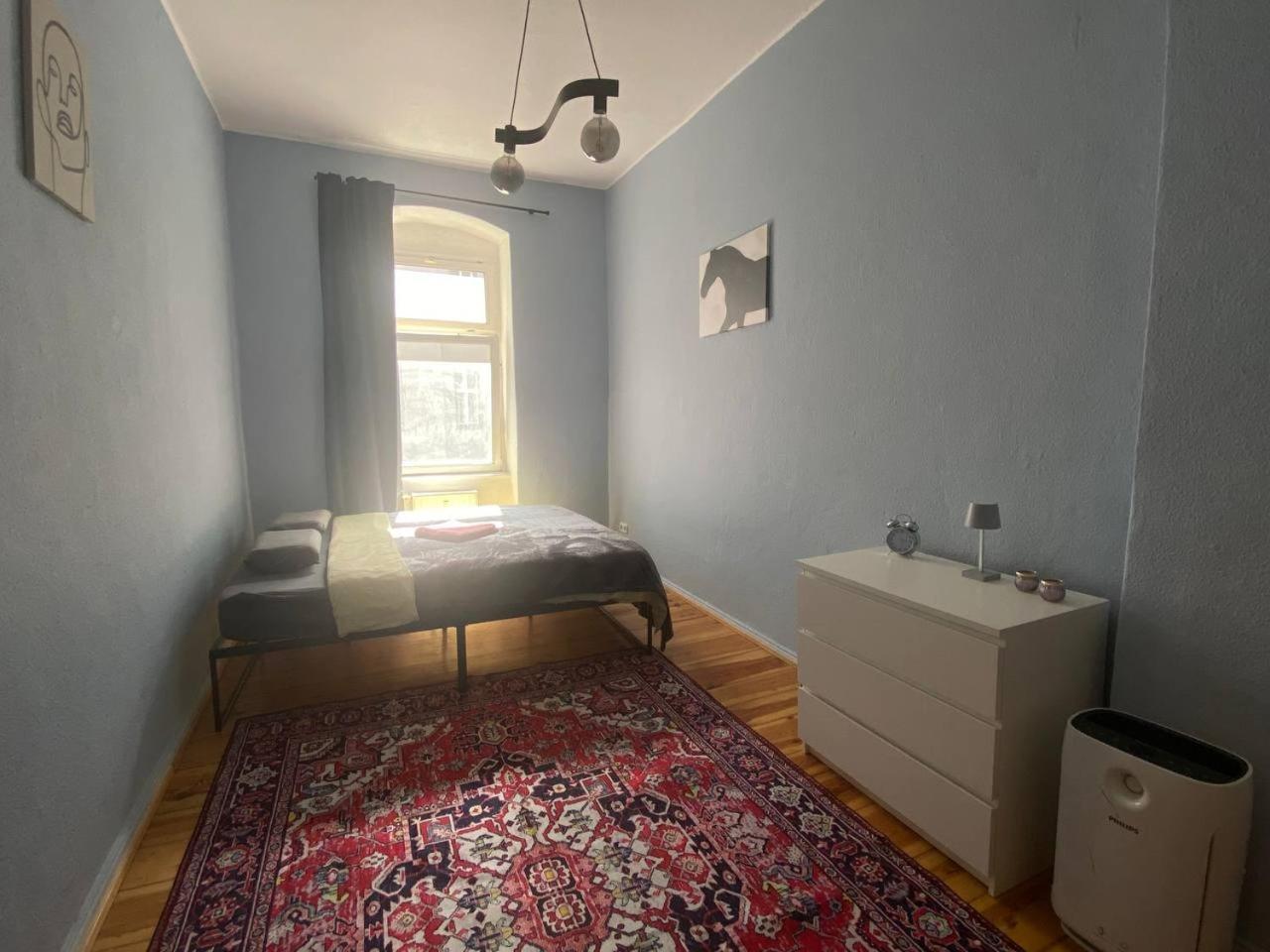 Stylish 2-Room Apartment With Balcony Next To East Side Gallery Berlino Esterno foto